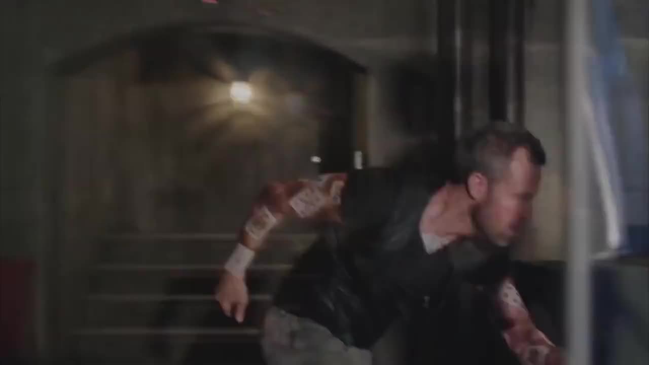 Arrow - Terrible shot | Download HD video clip on Vlipsy