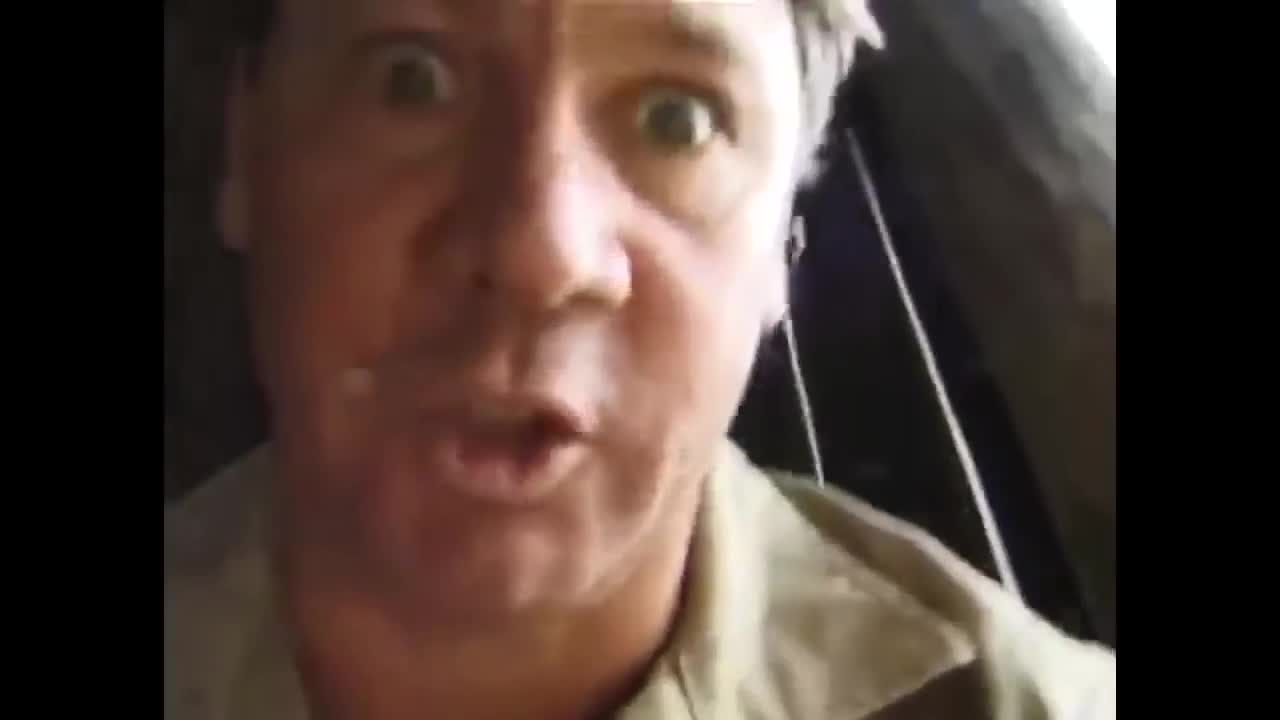 The Crocodile Hunter Too Close Download Hd Video Clip On Vlipsy