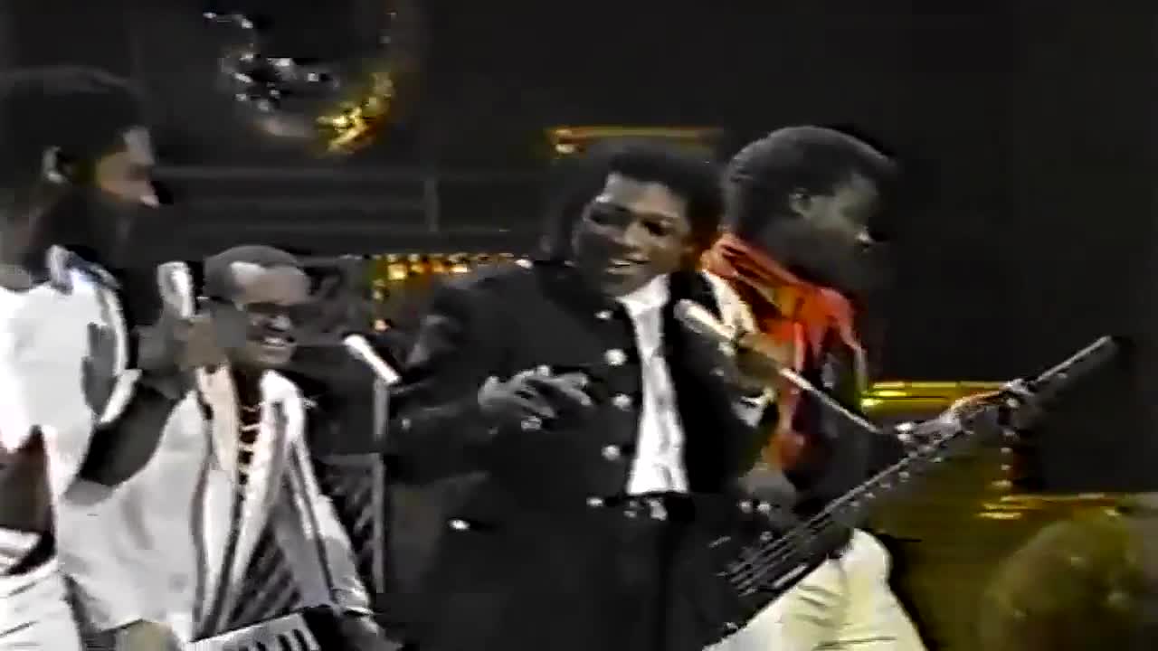 The Commodores - Brick House | Download HD video clip on | Vlipsy