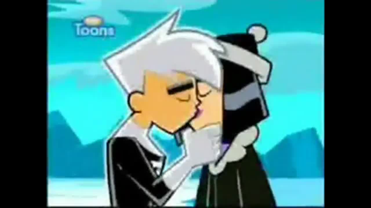 Kiss, image size:1280x720